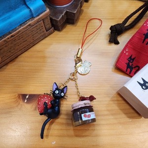 일본 지브리 캐릭터 마녀배달부 키키 고양이 지지 스트랩 키홀더 대롱대롱 키링 열쇠고리 장식