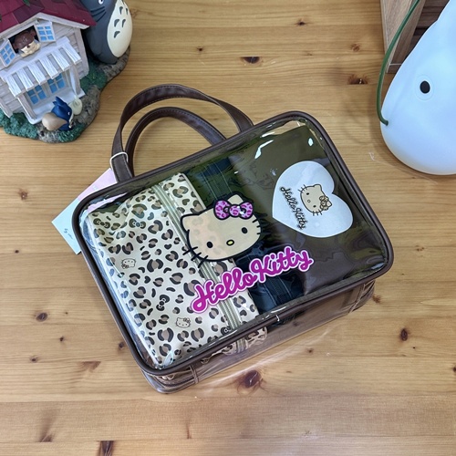 일본 산리오 헬로키티 호피 키티 트래블 파우치 여행용 파우치 4p 세트