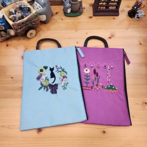 일본 라무리즈 아츠코 마타노 고양이 캐릭터 소품 다이어리 수납 자수 플랫 클러치 파우치